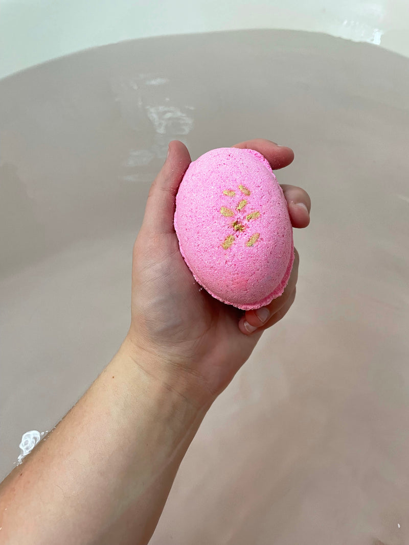 Past Product: Treat Mini Bath Bomb